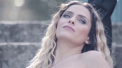 clara morgane premier film|Clara Morgane une française qiuon adore avec TuKif